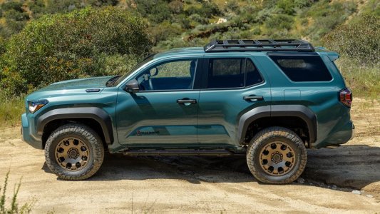 025-2025-toyota-4runner-trailhunter2.jpg