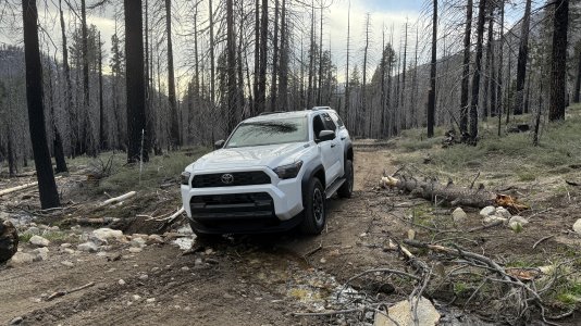 6thGen_4Runner_TRD_Offroad_Premium_30.jpg