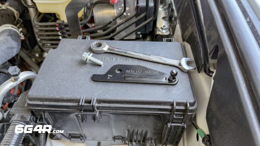 Hood_Struts_6thGen4Runner-3.jpg