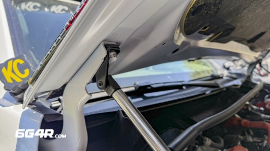 Hood_Struts_6thGen4Runner-8.jpg