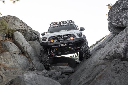 74W_Portals_6G_4Runner_04.jpg